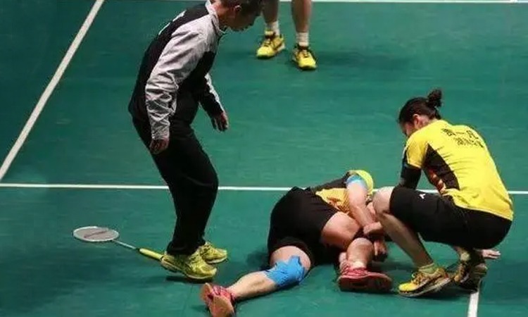 厄德高破门赖斯造乌龙 阿森纳2-1力克布赖顿